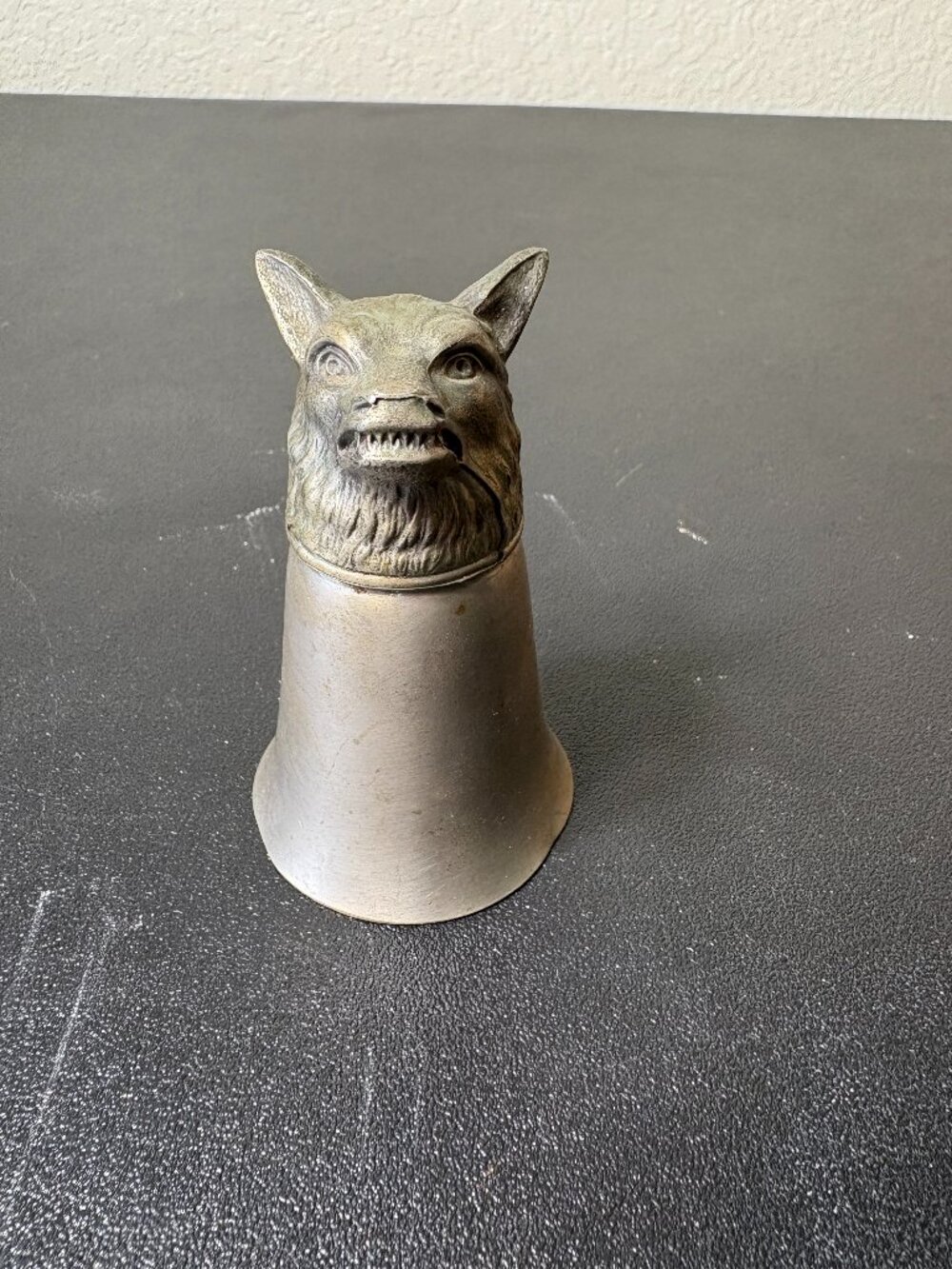 Vintage Pewter Wolf/Coyote Stirrup Cut